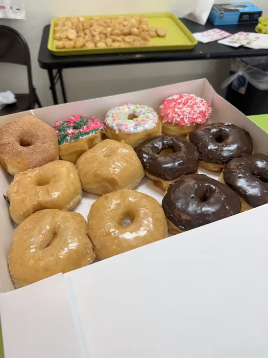 Donuts Deli Picture 5
