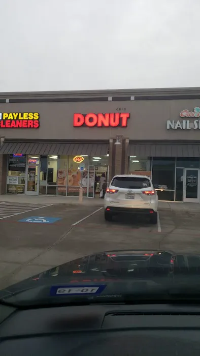 I Heart Donuts Picture 1