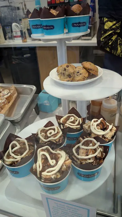 Auntie Anne's Picture 8