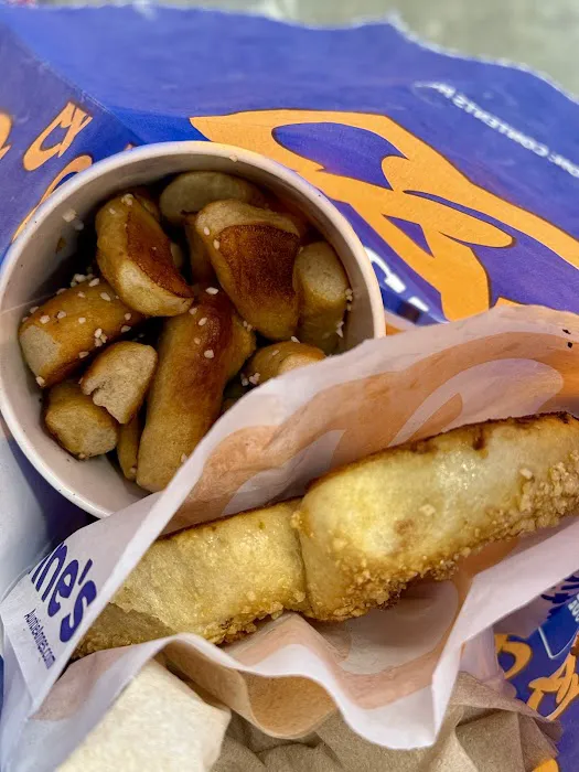 Auntie Anne's Picture 4