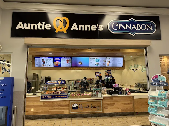 Auntie Anne's Picture 7
