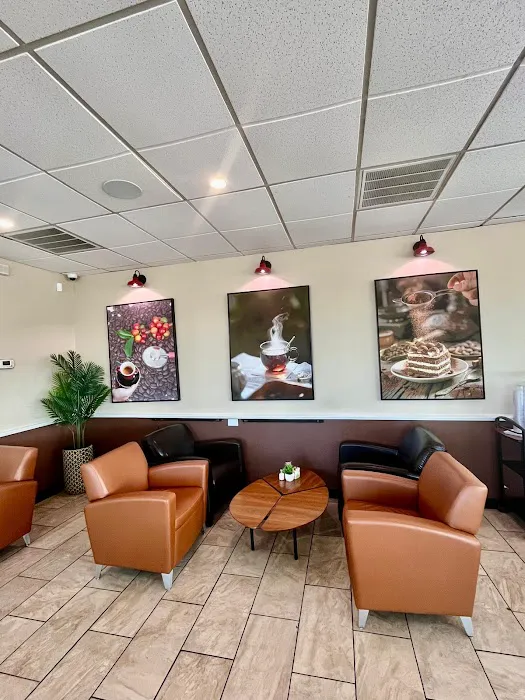 Moderena bakery and cafe Picture 4