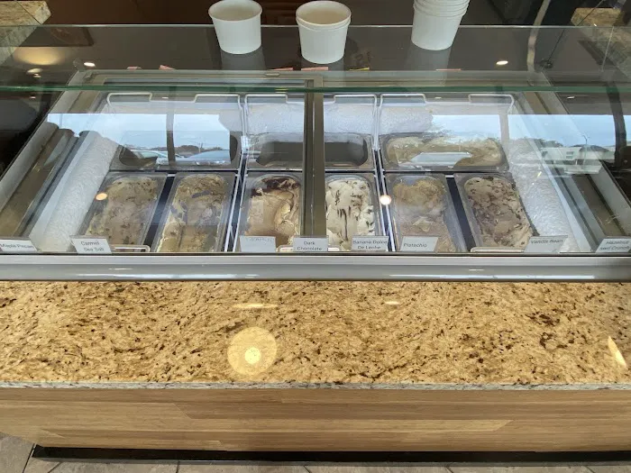 Moderena bakery and cafe Picture 9