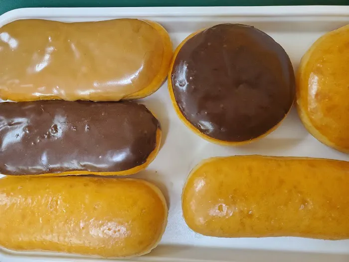 Royal Donuts Picture 5
