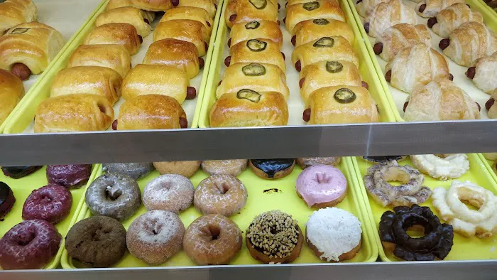AHA DONUTS Picture 3