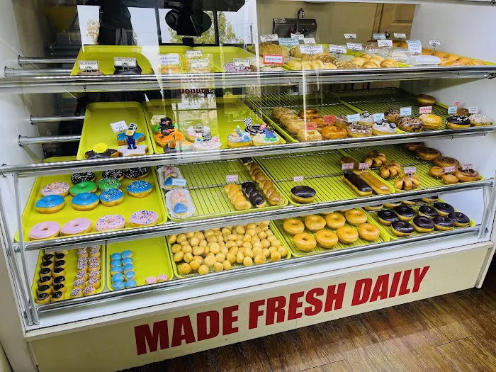 Watters Donuts Picture 4