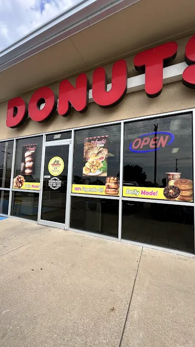 JOY Donut Savannah Picture 1