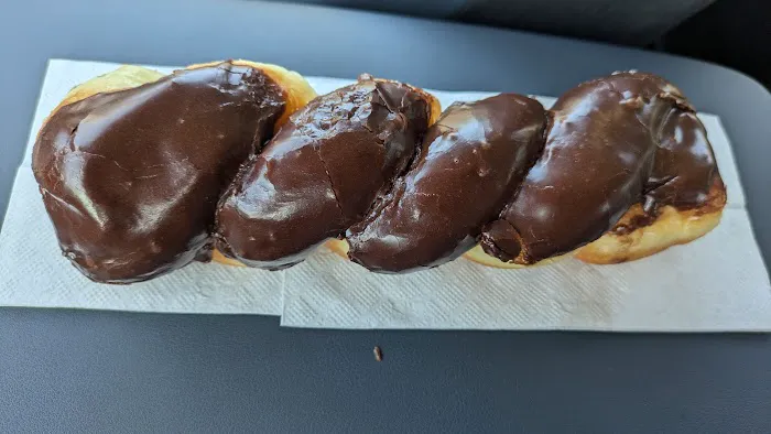 Baker's Square Donuts Picture 6