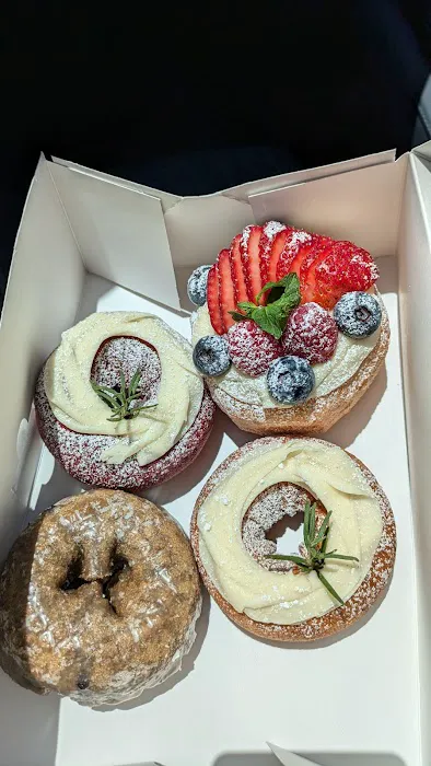 Donut Palace Picture 4