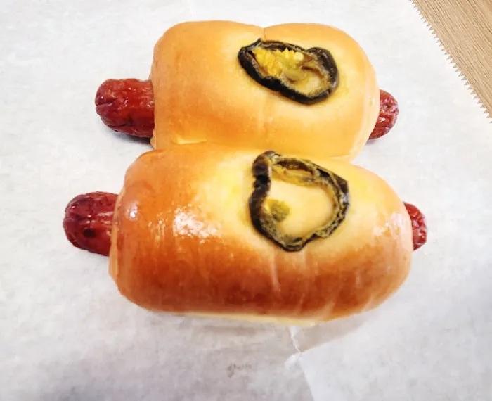 Donutland Grapevine (2030 Glade Rd.) Picture 10