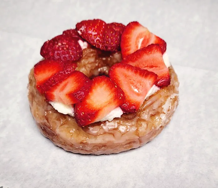 Donutland Grapevine (2030 Glade Rd.) Picture 2