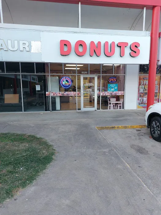 Dawn Donuts Picture 3