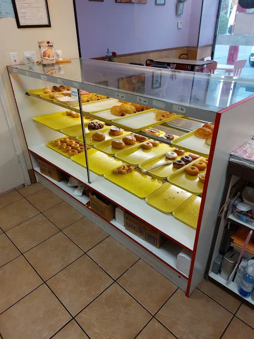 Dawn Donuts Picture 4