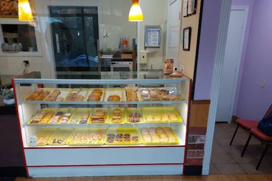 Dawn Donuts