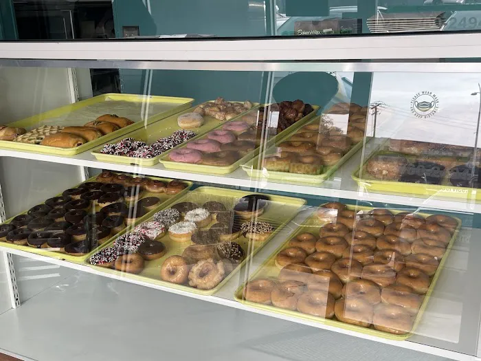 Royal Cavalier Bakery & Donuts Picture 9