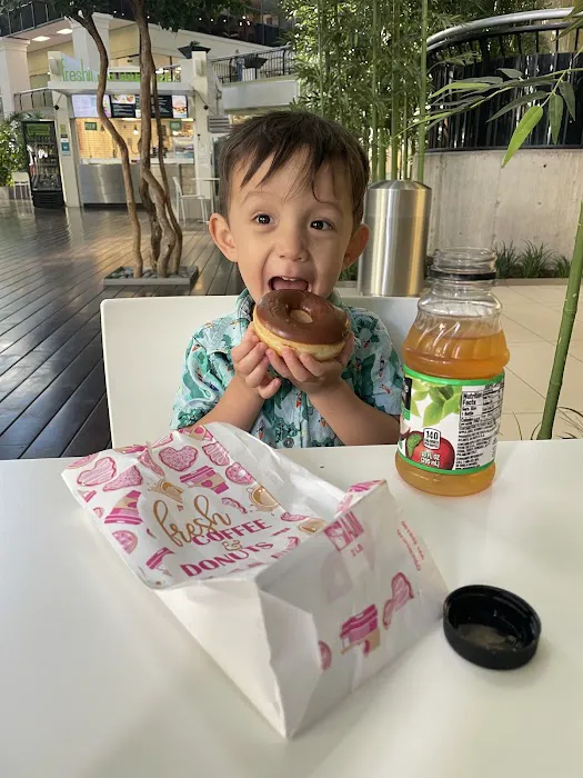 Plaza Donuts Picture 4
