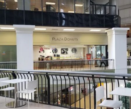 Plaza Donuts