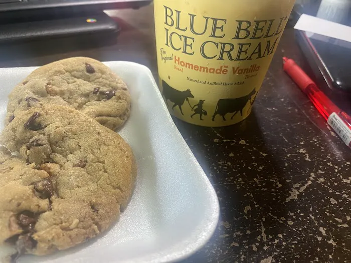Tiff's Treats Cookie Delivery Picture 6