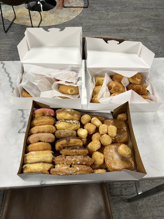Donut Palace Picture 4