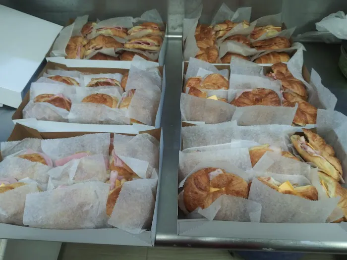 Donut Palace Picture 10