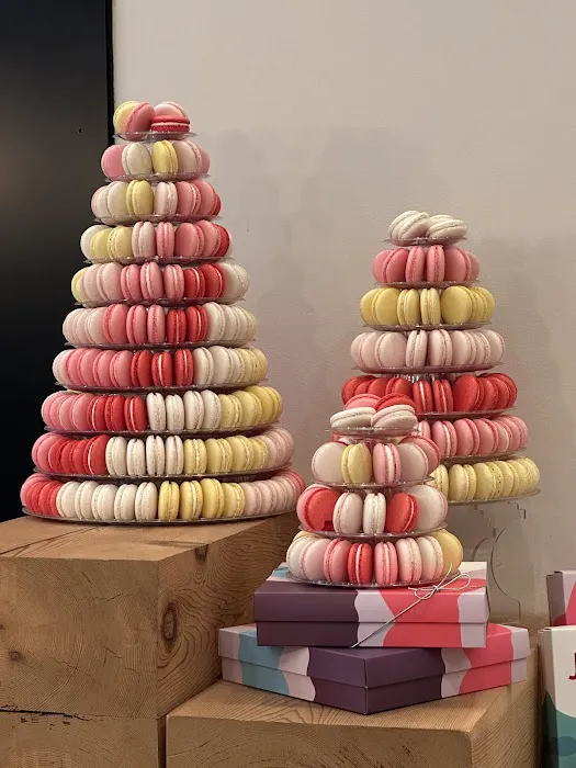 JOY Macarons Picture 2