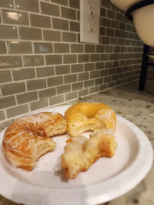 Gaston Donuts Picture 4