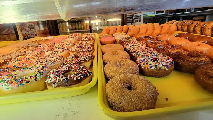 USA Donuts & Croissants Picture 6