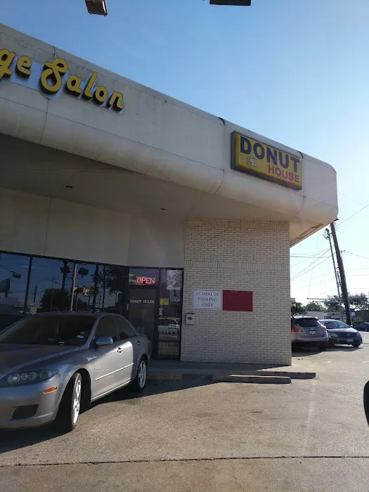 Donut House Picture 1