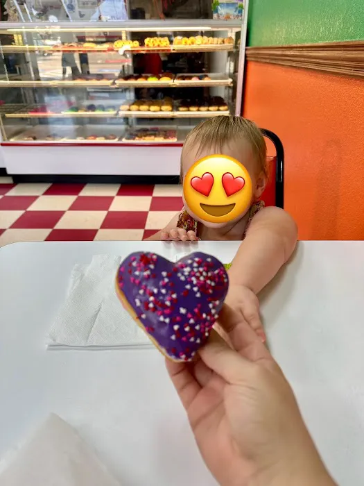 Donut Palace Picture 4