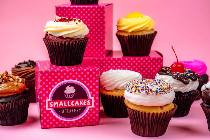 Smallcakes Cupcakery & Creamery Garland Picture 7