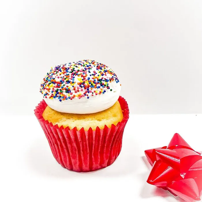 Smallcakes Cupcakery & Creamery Garland Picture 9