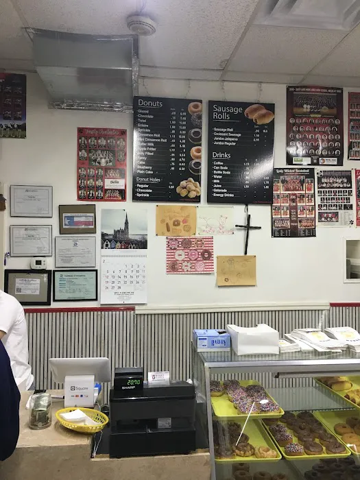 Lake Highland Donuts Picture 1