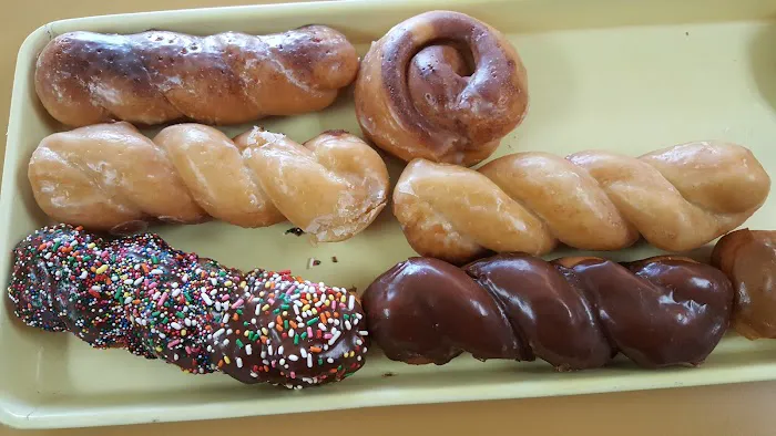 Donut Palace Picture 10