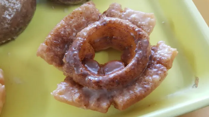 Donut Palace Picture 9