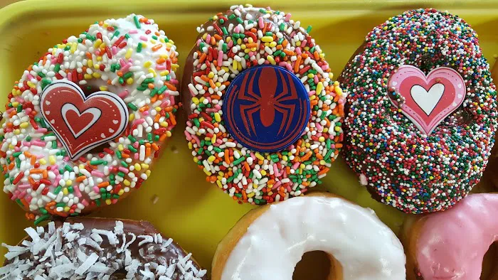 Donut Palace Picture 8