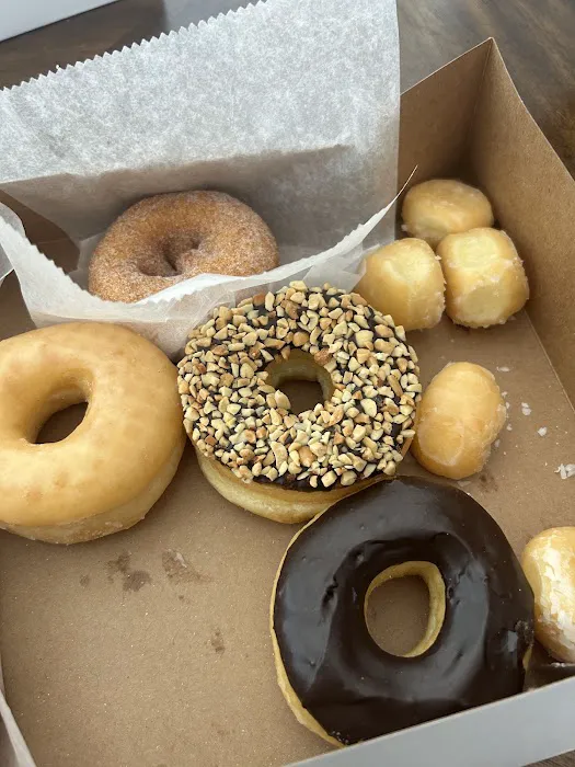 Young Donuts Picture 3