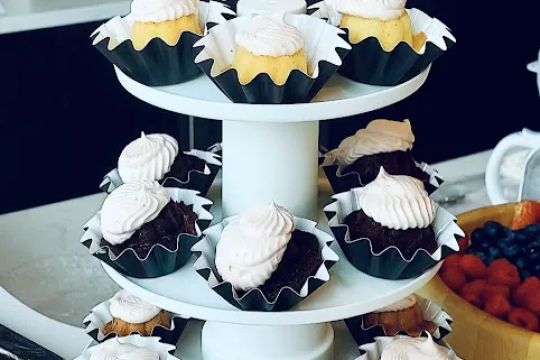 Eileenu2019s Sweet Treats