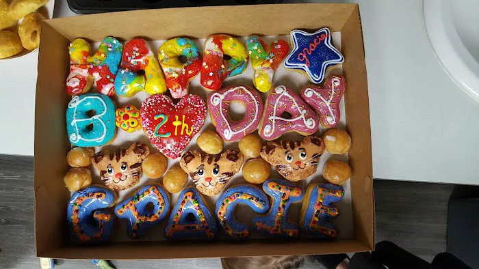 Happy Daze Donuts Picture 8