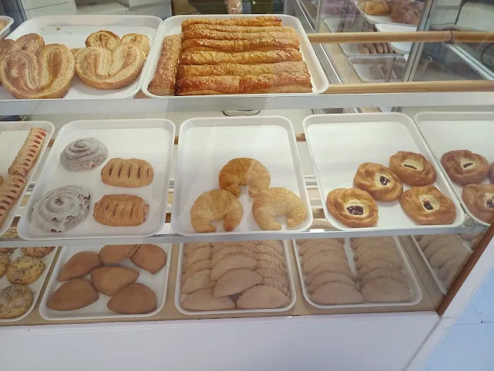 Maria’s bakery Picture 9