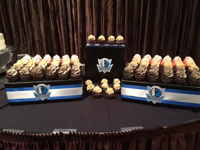Moonlight Cakes Picture 6
