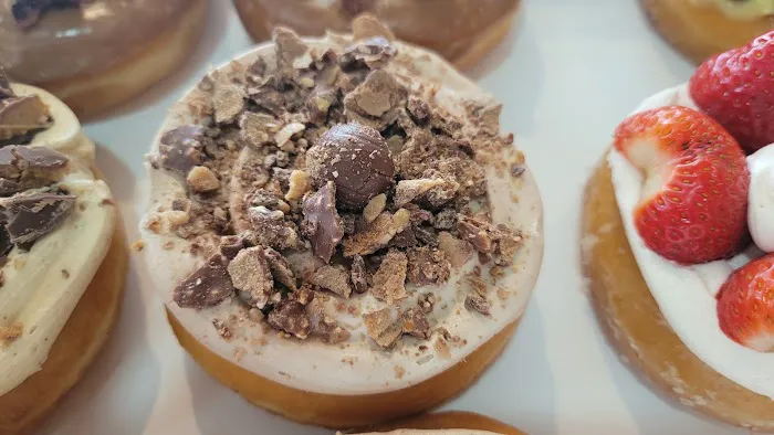 Holey Boba & Donuts Picture 5