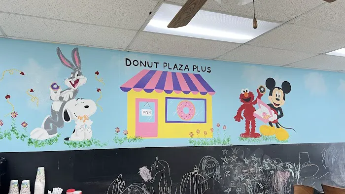 Donut Plaza Plus Picture 5