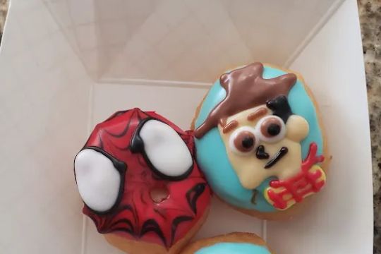 Donut Plaza Plus