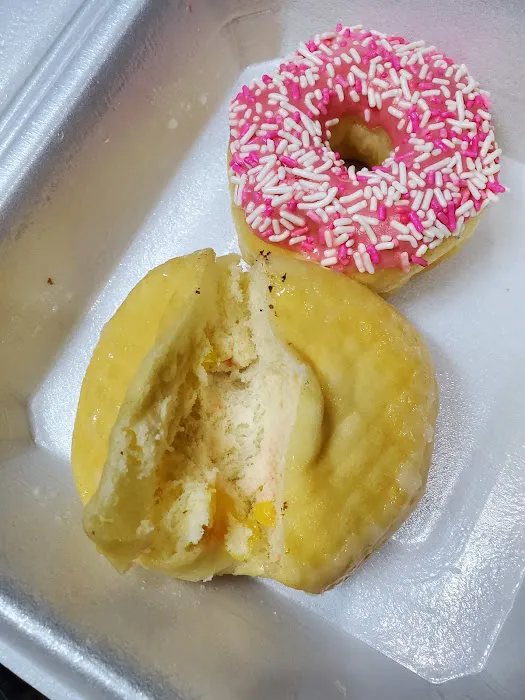 Donut Plaza Plus Picture 10