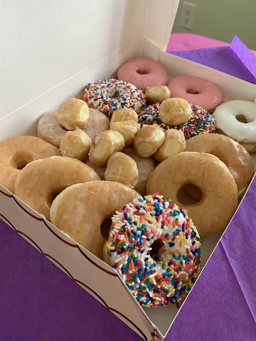 Sweet Spot Donuts Picture 3