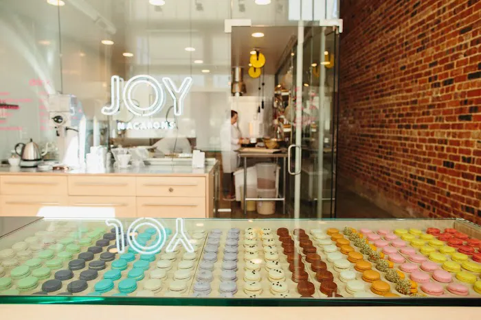 JOY Macarons Picture 5