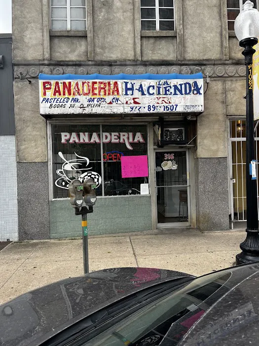 Panaderia La Hacienda Picture 3