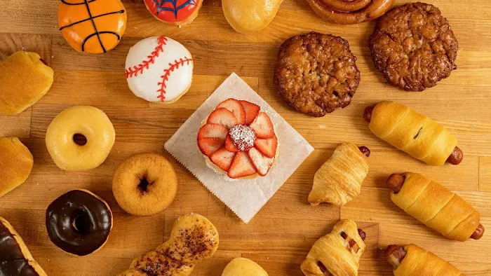 Lakewood Donut Picture 5