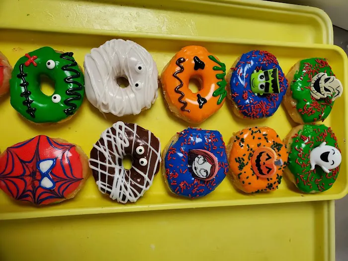 Lakewood Donut Picture 3