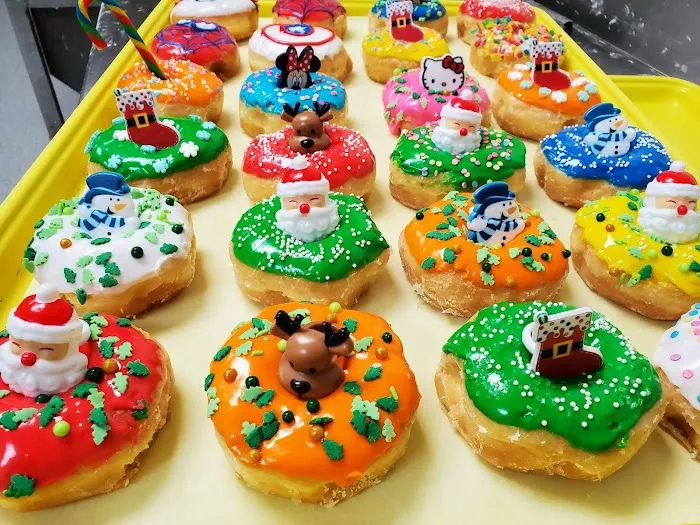 Lakewood Donut Picture 8